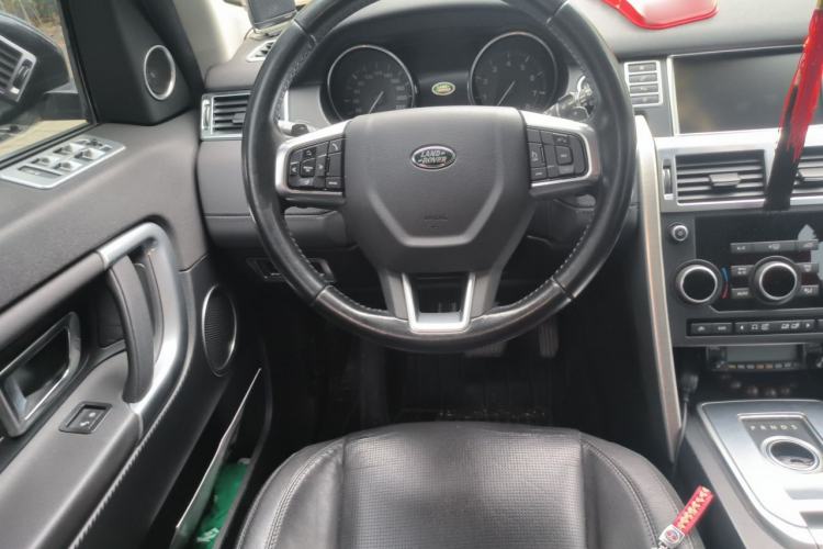 Used Land Rover Discovery Sport 2016 2.0T SE Steering Wheel