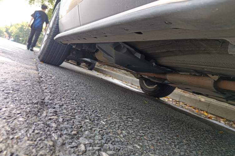 Used Land Rover Discovery Sport 2016 2.0T SE Chassis Front Right