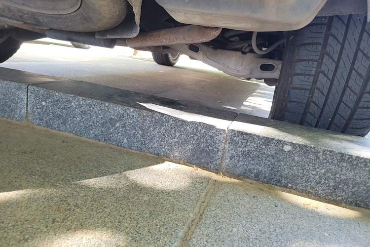 Used Land Rover Discovery Sport 2016 2.0T HSE Chassis Rear Right