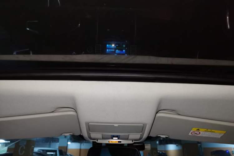 Used Land Rover Discovery Sport 2016 2.0T HSE Headliner