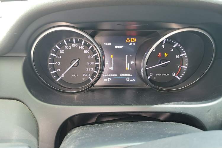 Used Land Rover Discovery Sport 2016 2.0T HSE Instrument Cluster