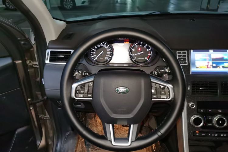 Used Land Rover Discovery Sport 2016 2.0T HSE Steering Wheel