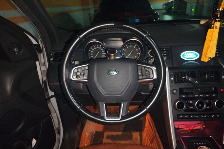 Used Land Rover Discovery Sport 2016 2.0T HSE Steering Wheel
