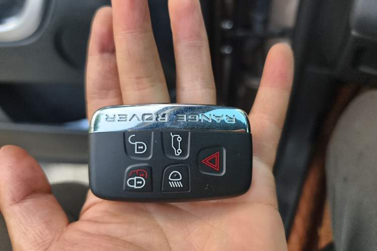 Used Land Rover Discovery Sport 2016 2.0T SE Vehicle Key
