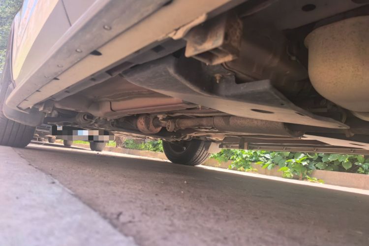 Used Land Rover Discovery Sport 2016 2.0T SE Chassis Rear Left