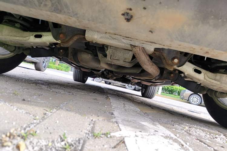 Used Land Rover Discovery Sport 2016 2.0T SE Chassis Rear
