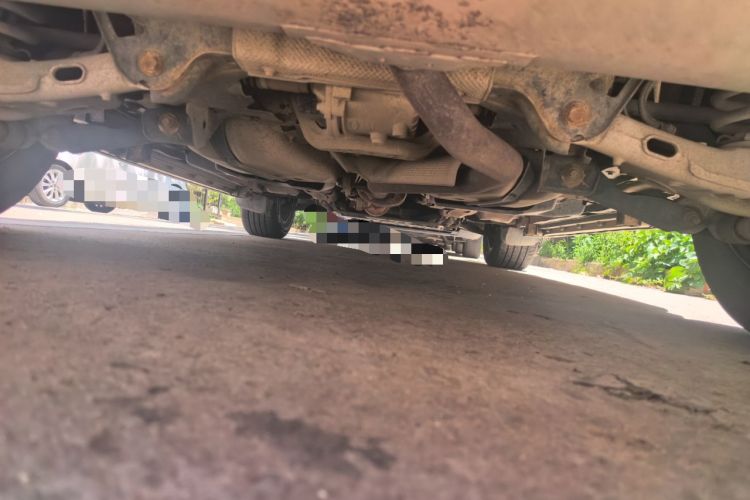 Used Land Rover Discovery Sport 2016 2.0T SE Chassis Rear