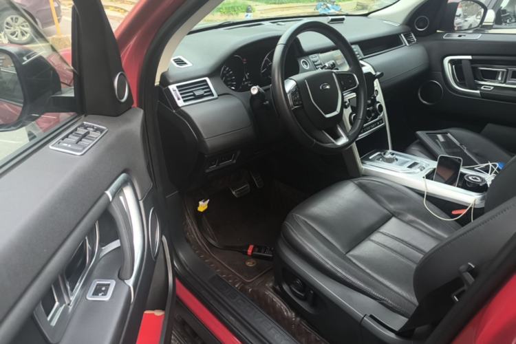Used Land Rover Discovery Sport 2016 2.0T SE Driver Seat