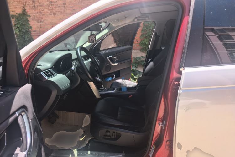 Used Land Rover Discovery Sport 2016 2.0T SE Driver Seat