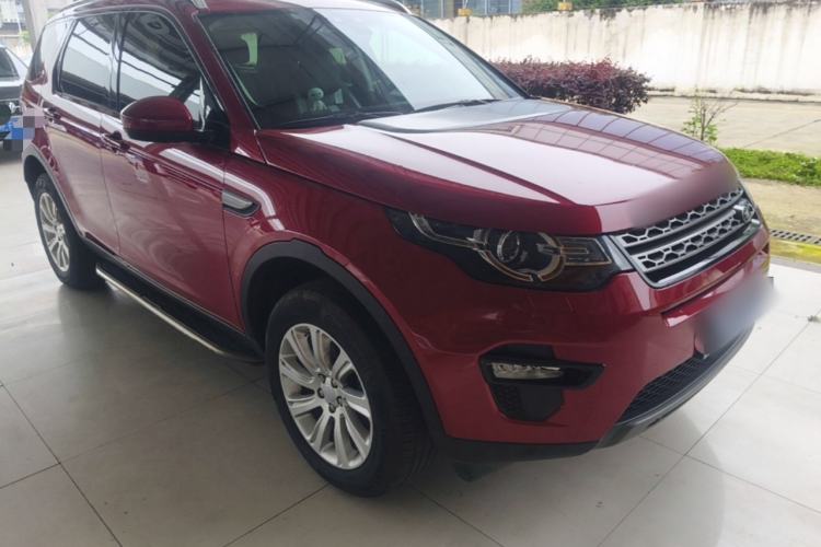 Used Land Rover Discovery Sport 2016 2.0T SE Front Right 45 Deg