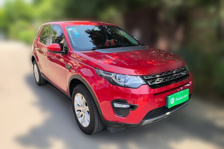 Used Land Rover Discovery Sport 2016 2.0T SE Front Right 45 Deg