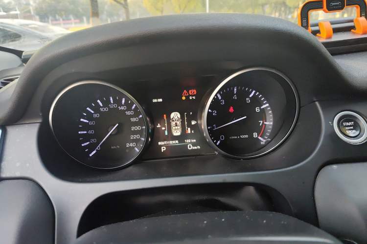 Used Land Rover Discovery Sport 2016 2.0T HSE Instrument Cluster