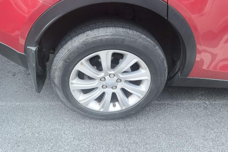 Used Land Rover Discovery Sport 2016 2.0T SE Right Rear Wheel Hub