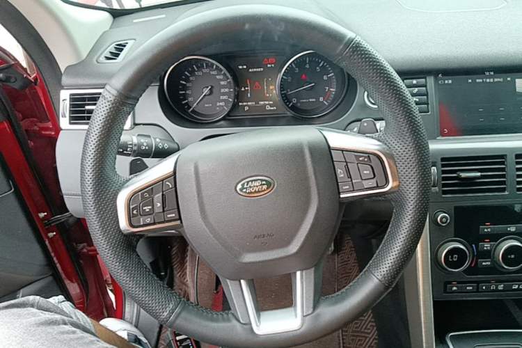 Used Land Rover Discovery Sport 2016 2.0T SE Steering Wheel