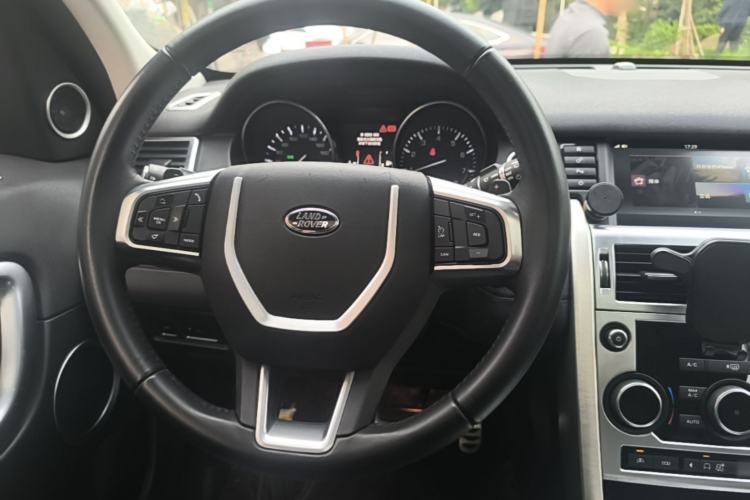 Used Land Rover Discovery Sport 2016 2.0T SE Steering Wheel