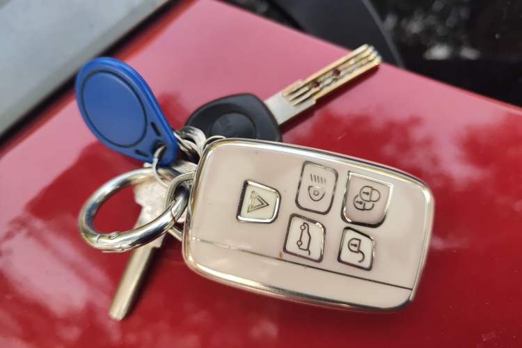 Used Land Rover Discovery Sport 2016 2.0T HSE Vehicle Key