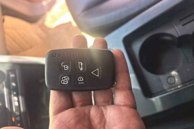 Used Land Rover Discovery Sport 2016 2.0T SE Vehicle Key