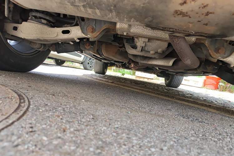 Used Land Rover Discovery Sport 2016 2.0T SE Chassis Rear