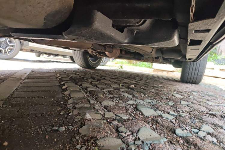 Used Land Rover Discovery Sport 2016 2.0T SE Chassis Rear Right
