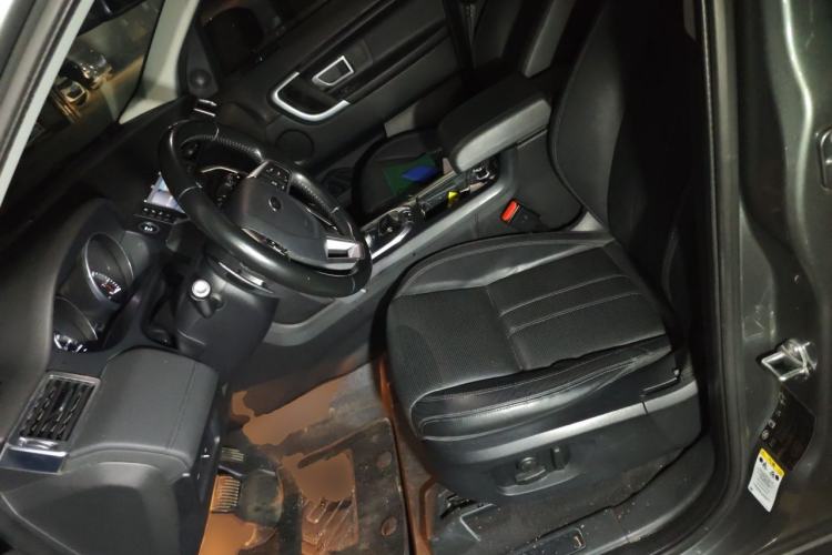 Used Land Rover Discovery Sport 2016 2.0T SE Left Front Seat