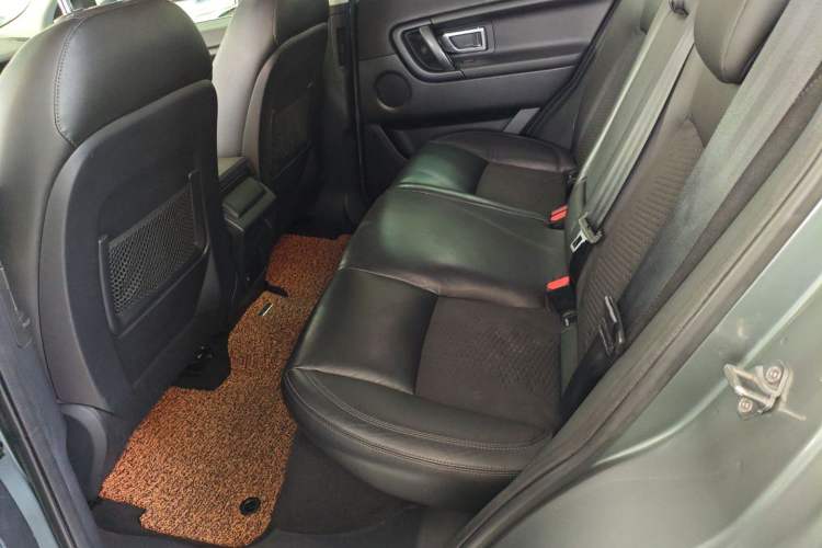 Used Land Rover Discovery Sport 2016 2.0T S Left Rear Seat