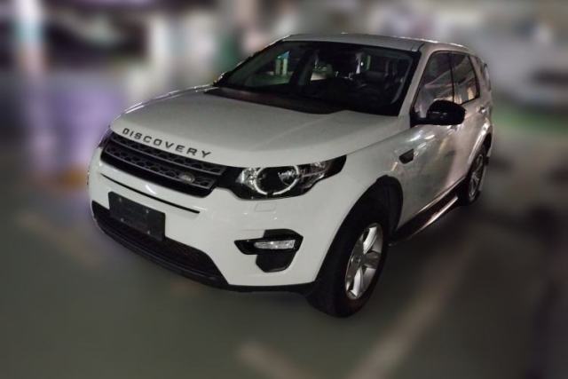 Land Rover Discovery Sport 2016 2.0T S مستعملة