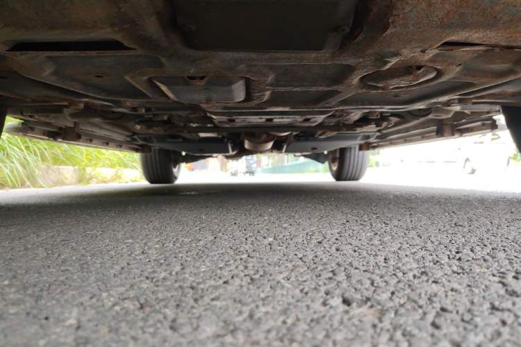 Used Land Rover Discovery Sport 2016 2.0T SE Chassis Front