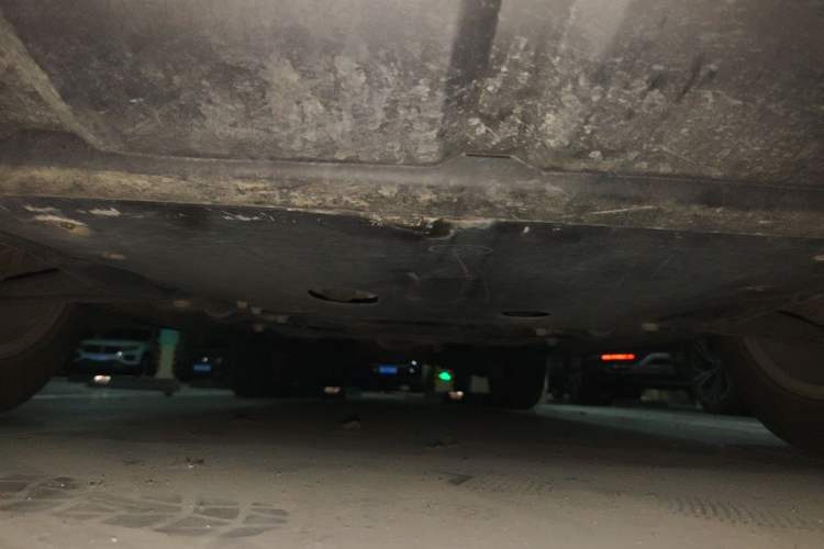 Used Land Rover Discovery Sport 2016 2.0T SE Chassis Front
