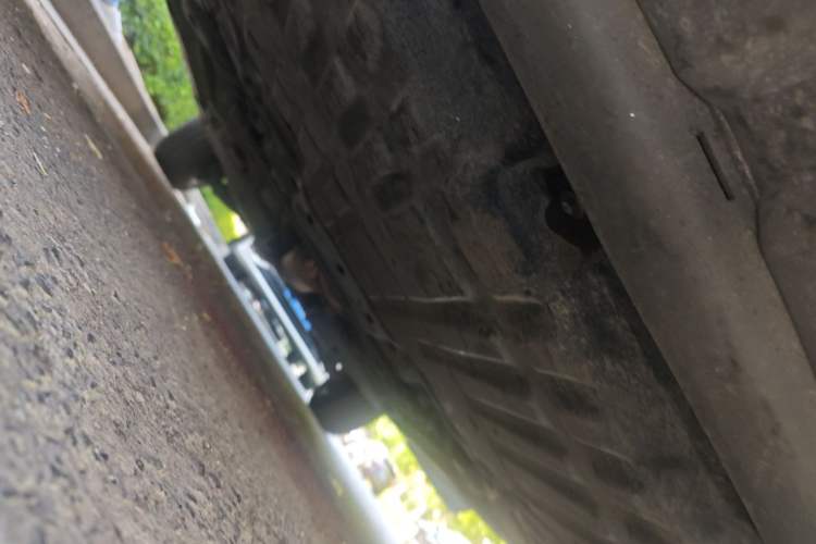 Used Land Rover Discovery Sport 2016 2.0T SE Chassis Front