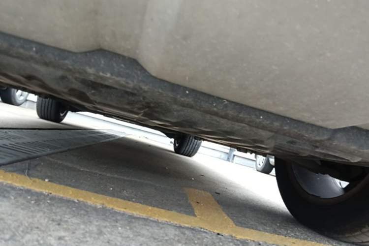 Used Land Rover Discovery Sport 2016 2.0T HSE Chassis Front