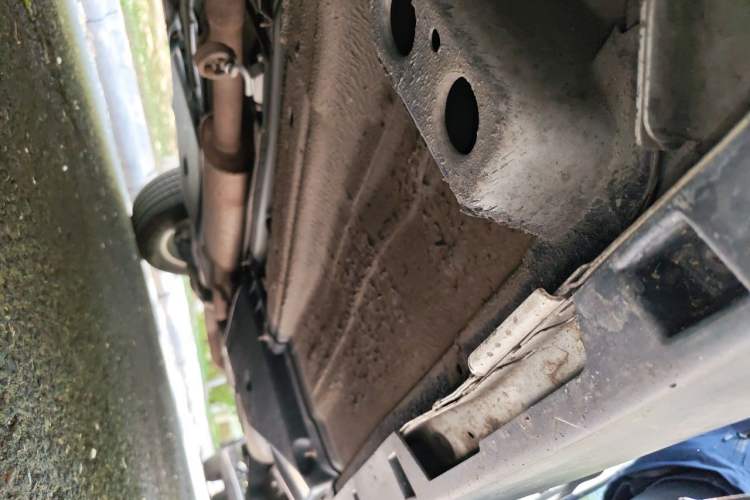 Used Land Rover Discovery Sport 2016 2.0T SE Chassis Front Left