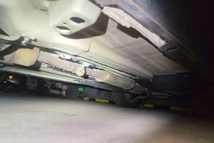 Used Land Rover Discovery Sport 2016 2.0T SE Chassis Front Left