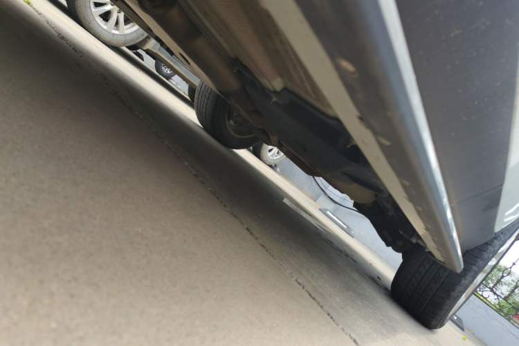 Used Land Rover Discovery Sport 2016 2.0T SE Chassis Front Left