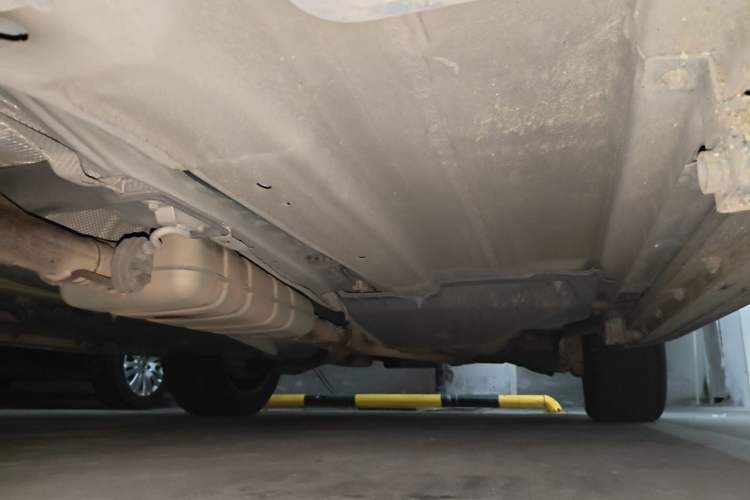 Used Land Rover Discovery Sport 2016 2.0T HSE Chassis Front Left