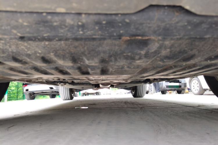Used Land Rover Discovery Sport 2016 2.0T SE Chassis Front