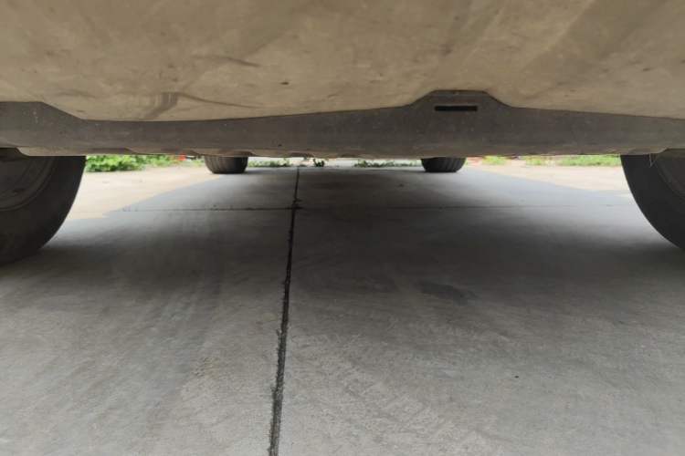 Used Land Rover Discovery Sport 2016 2.0T SE Chassis Front