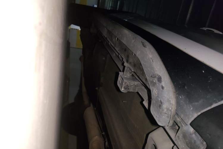 Used Land Rover Discovery Sport 2016 2.0T SE Chassis Front Right