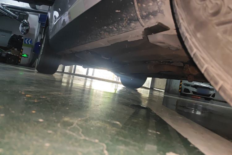 Used Land Rover Discovery Sport 2016 2.0T SE Chassis Front Right