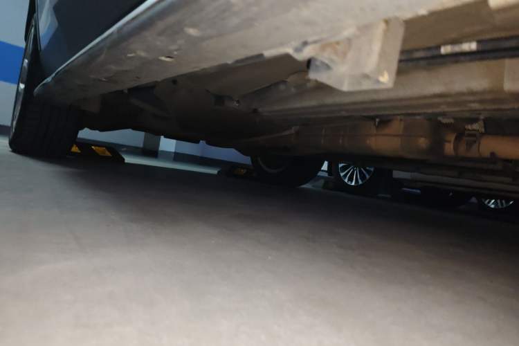 Used Land Rover Discovery Sport 2016 2.0T HSE Chassis Front Right