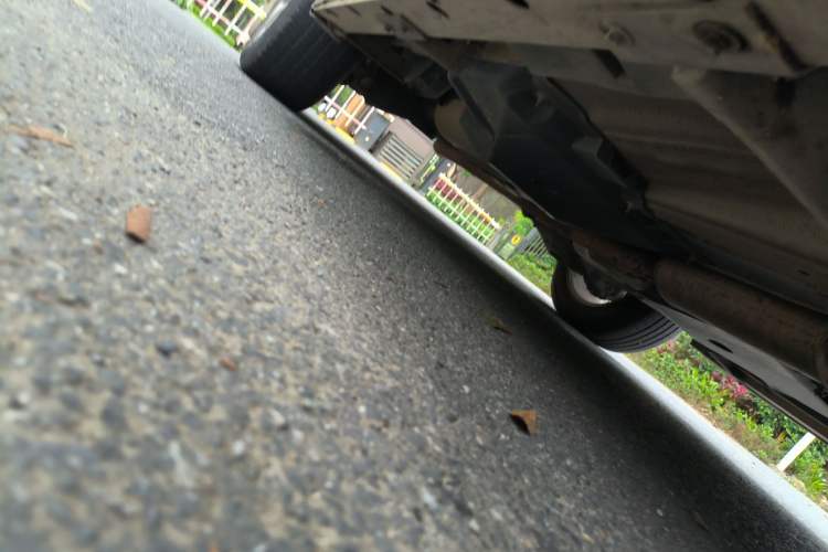 Used Land Rover Discovery Sport 2016 2.0T SE Chassis Front Right