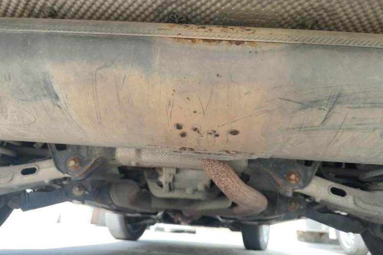 Used Land Rover Discovery Sport 2016 2.0T SE Chassis Rear
