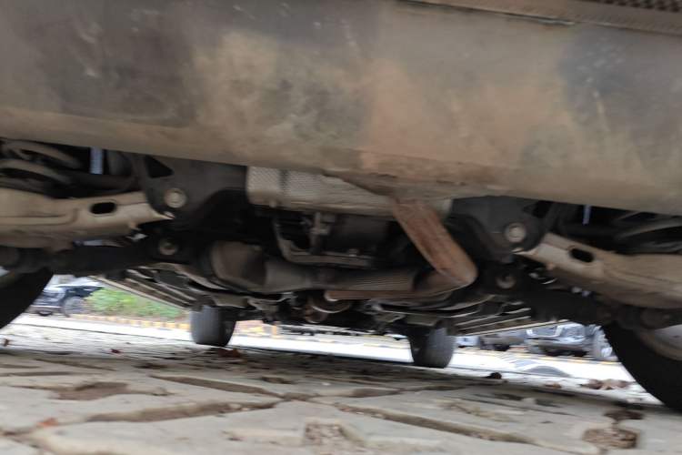 Used Land Rover Discovery Sport 2016 2.0T SE Chassis Rear