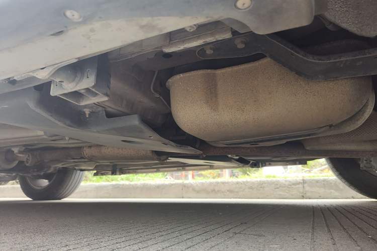 Used Land Rover Discovery Sport 2016 2.0T SE Chassis Rear Left