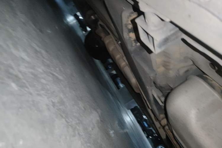 Used Land Rover Discovery Sport 2016 2.0T HSE Chassis Rear Left
