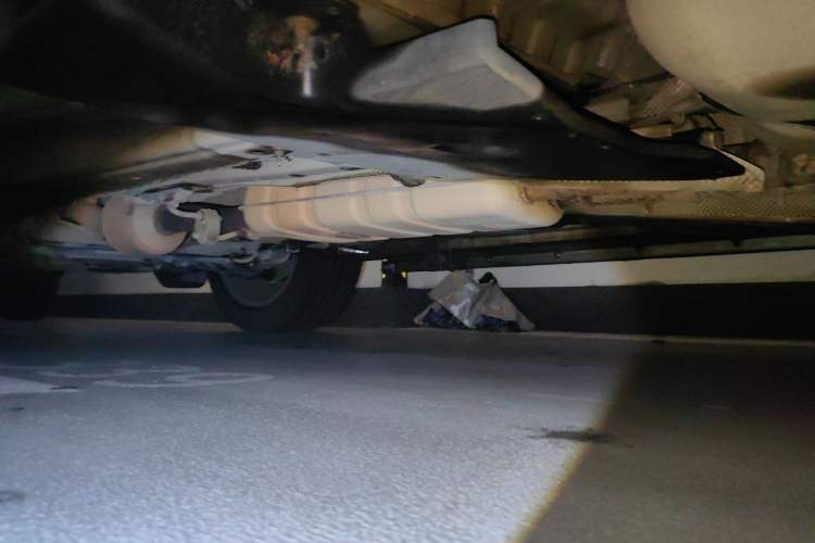 Used Land Rover Discovery Sport 2016 2.0T HSE LUXURY Chassis Rear Left