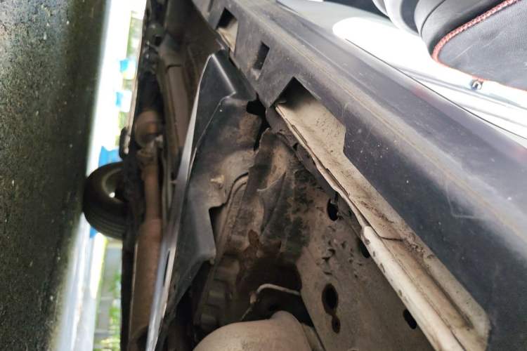 Used Land Rover Discovery Sport 2016 2.0T SE Chassis Rear Left