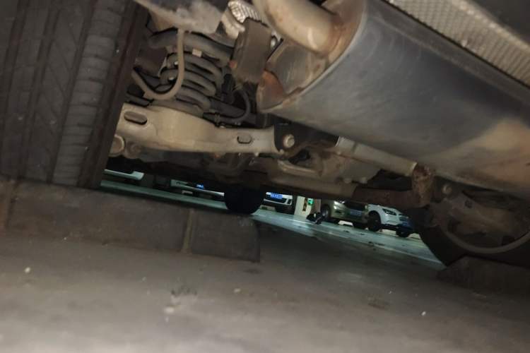 Used Land Rover Discovery Sport 2016 2.0T SE Chassis Rear Left