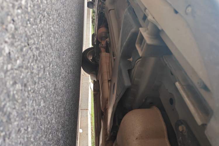 Used Land Rover Discovery Sport 2016 2.0T HSE Chassis Rear Left