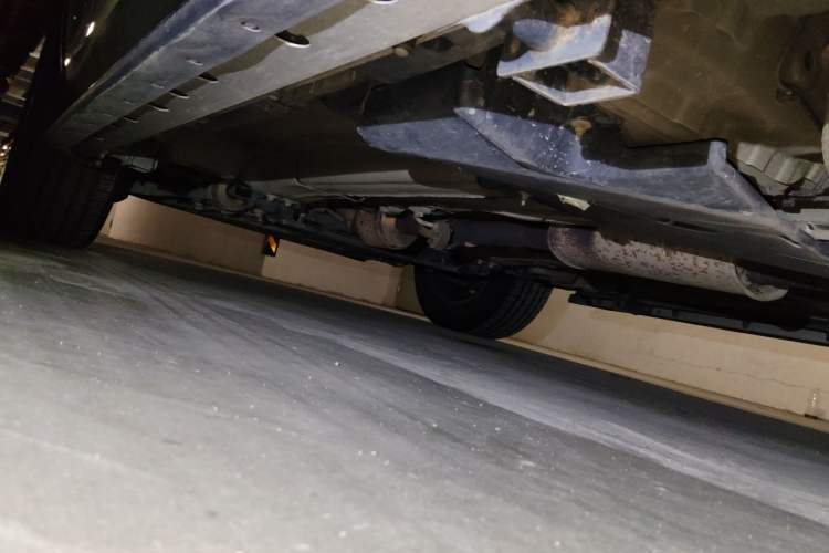 Used Land Rover Discovery Sport 2016 2.0T SE Chassis Rear Left