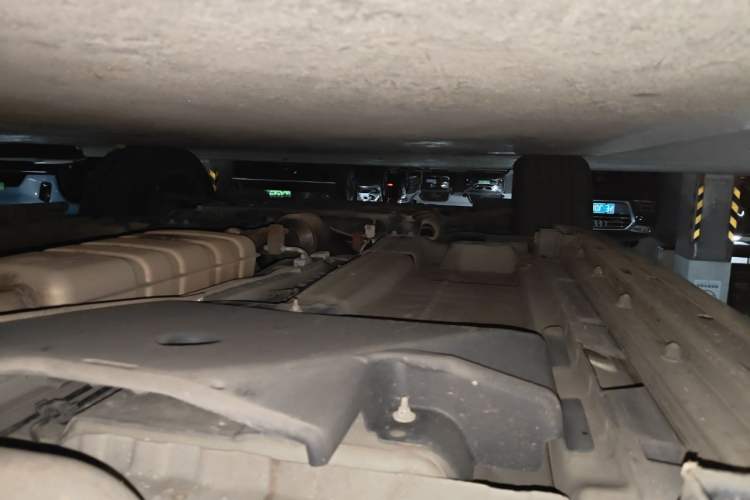 Used Land Rover Discovery Sport 2016 2.0T HSE Chassis Rear Left